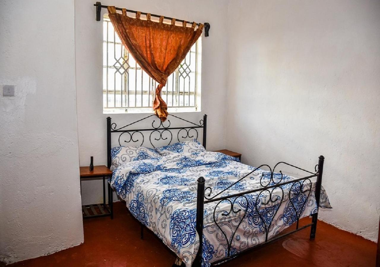 فيلا Ole Munyak-4 Bed House On The Hill نيفاشا المظهر الخارجي الصورة